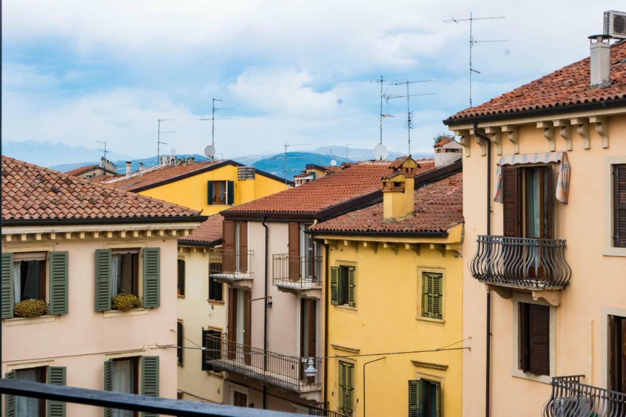 Casa Perotti Lägenhet Verona Exteriör bild